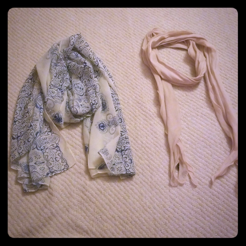 2 for 1 light weight scarves